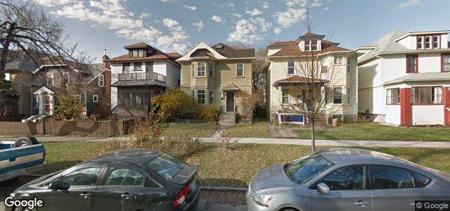 Larawan ng 180 Home Street sa Winnipeg, Manitoba