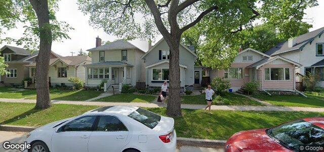 Photo of 208 Sherburn Street in Winnipeg, Manitoba