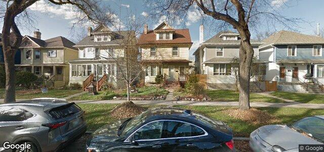 Larawan ng 210 Home Street sa Winnipeg, Manitoba
