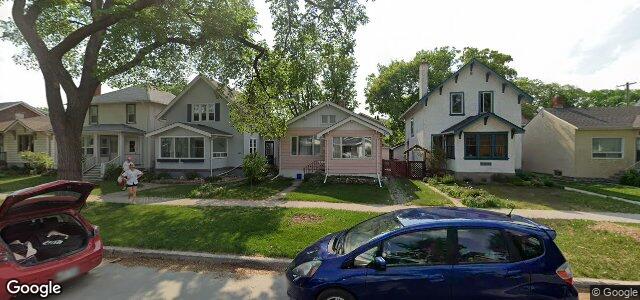 Larawan ng 210 Sherburn Street sa Winnipeg, Manitoba