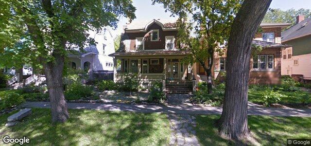Larawan ng 213 Ethelbert Street sa Winnipeg, Manitoba