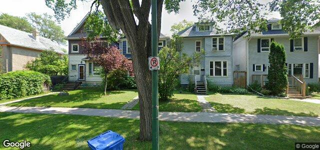 Larawan ng 215 Ruby Street sa Winnipeg, Manitoba