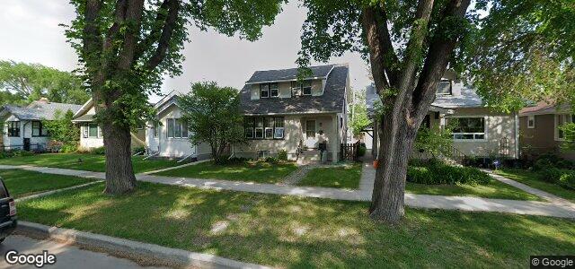 Larawan ng 215 Sherburn Street sa Winnipeg, Manitoba