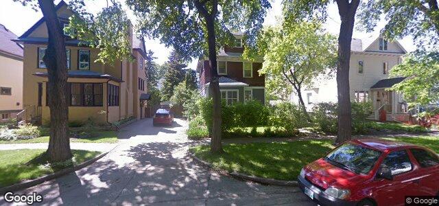 Larawan ng 220 Ethelbert Street sa Winnipeg, Manitoba