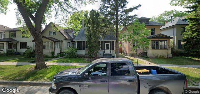 Larawan ng 228 Sherburn Street sa Winnipeg, Manitoba