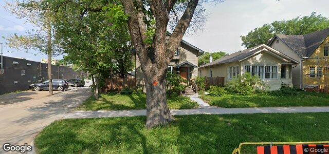 Larawan ng 237 Sherburn Street sa Winnipeg, Manitoba