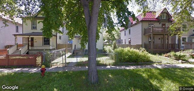 Larawan ng 24 Fawcett Avenue sa Winnipeg, Manitoba