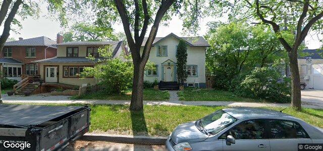Larawan ng 240 Sherburn Street sa Winnipeg, Manitoba