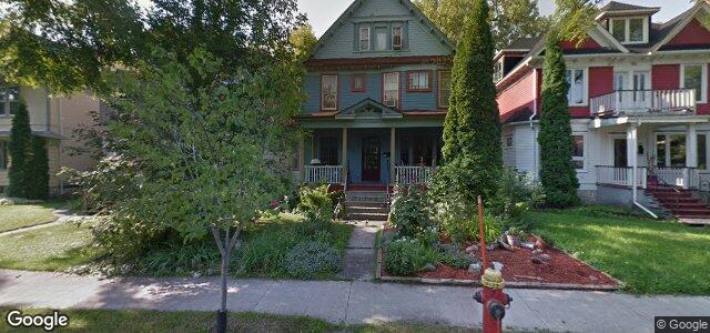 Larawan ng 28 Dundurn Place sa Winnipeg, Manitoba