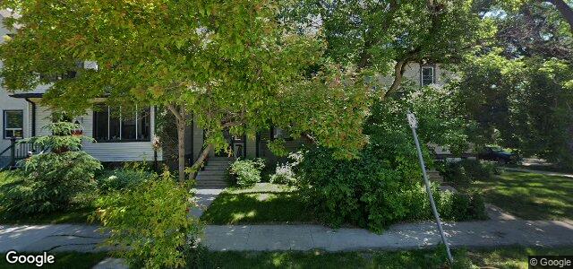 Photo of 453 Telfer Street S in Winnipeg, Manitoba