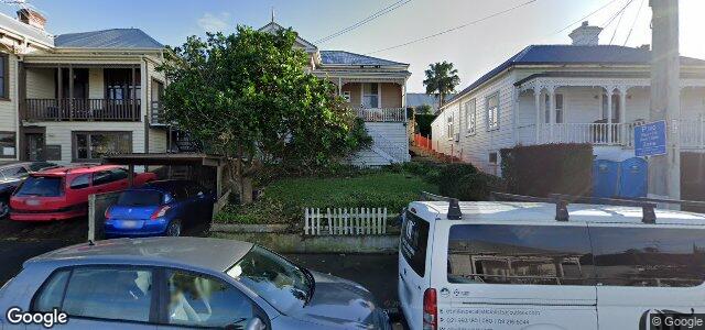 Larawan ng 49 Home Street sa Winnipeg, Manitoba