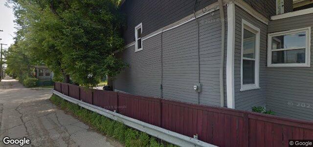 Larawan ng 542 Camden Place sa Winnipeg, Manitoba