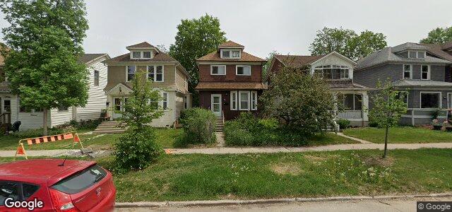 Larawan ng 7 Lenore Street sa Winnipeg, Manitoba