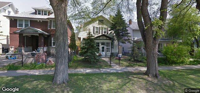 Larawan ng 75 Canora Street sa Winnipeg, Manitoba