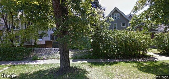 828 Honeyman Avenue（加拿大曼尼托巴省温尼伯市）房屋照片