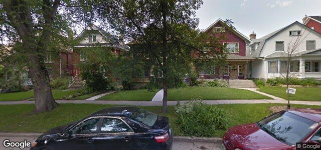 Larawan ng 98 Home Street sa Winnipeg, Manitoba