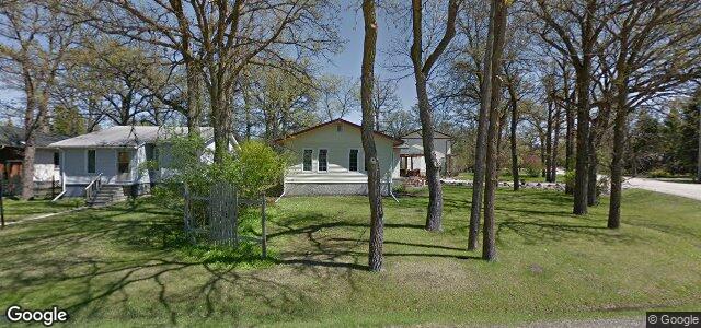 Larawan ng 111 Sunnyside Boulevard sa Winnipeg, Manitoba