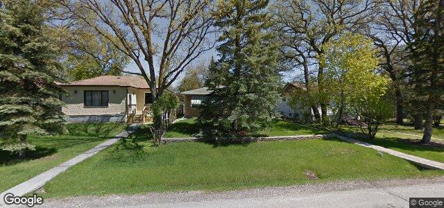 Larawan ng 121 Sunnyside Boulevard sa Winnipeg, Manitoba