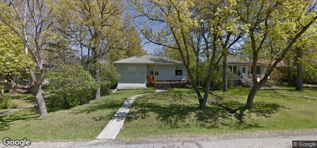 Larawan ng 135 Sunnyside Boulevard sa Winnipeg, Manitoba