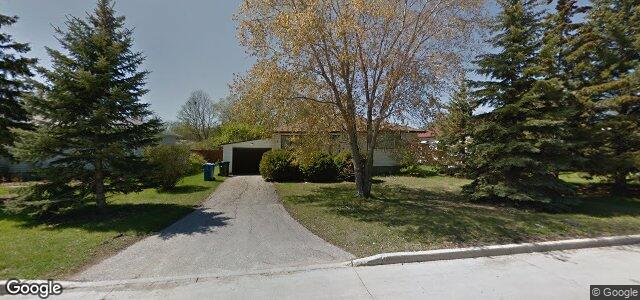 Larawan ng 204 Harris Boulevard sa Winnipeg, Manitoba