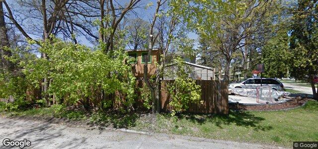 Larawan ng 30 Oakdean Crescent sa Winnipeg, Manitoba