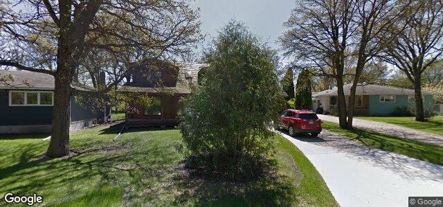Larawan ng 8 Armour Crescent sa Winnipeg, Manitoba