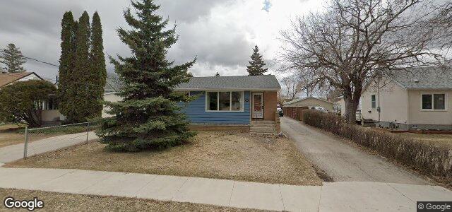 Larawan ng 102 Sadler Avenue sa Winnipeg, Manitoba