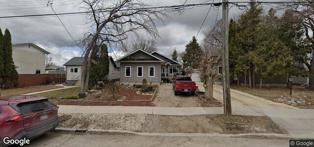 Larawan ng 11 Sadler Avenue sa Winnipeg, Manitoba