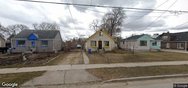 Larawan ng 110 Berrydale Avenue sa Winnipeg, Manitoba