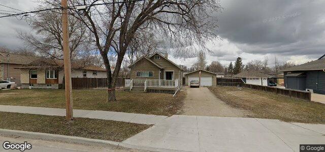 Larawan ng 111 Sadler Avenue sa Winnipeg, Manitoba