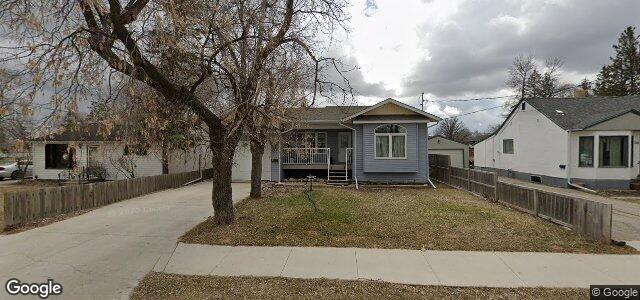 Larawan ng 122 Sadler Avenue sa Winnipeg, Manitoba
