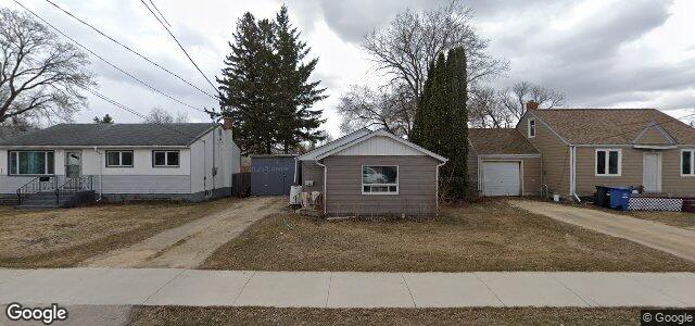Larawan ng 124 Berrydale Avenue sa Winnipeg, Manitoba