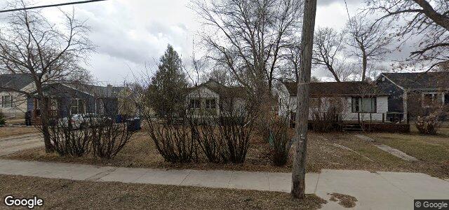 Larawan ng 140 Berrydale Avenue sa Winnipeg, Manitoba