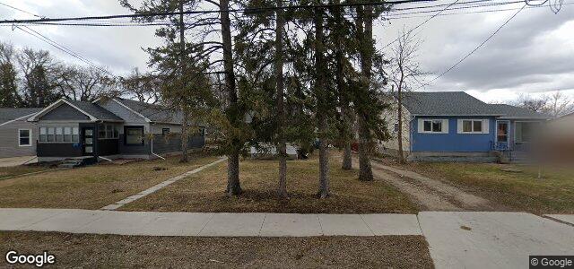 Photo of 154 Berrydale Avenue in Winnipeg, Manitoba
