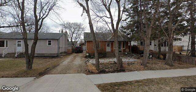 Larawan ng 166 Berrydale Avenue sa Winnipeg, Manitoba