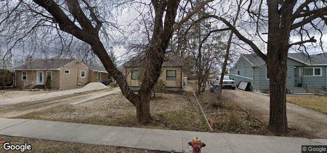 Photo of 18 Sadler Avenue in Winnipeg, Manitoba