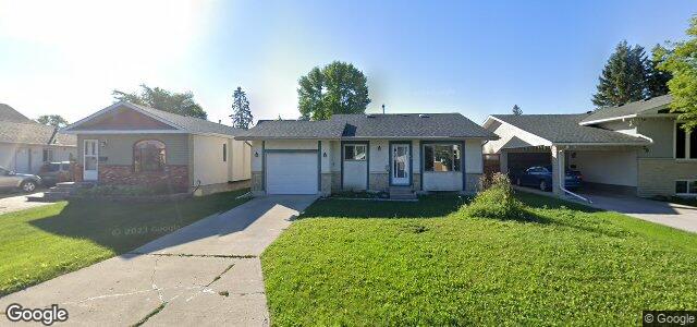 Larawan ng 24 Maralbo Avenue E sa Winnipeg, Manitoba