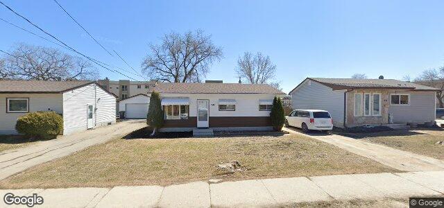 Larawan ng 240 Beliveau Road sa Winnipeg, Manitoba