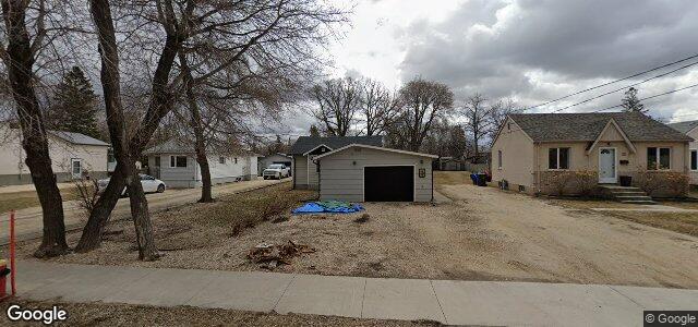 Larawan ng 30 Sadler Avenue sa Winnipeg, Manitoba