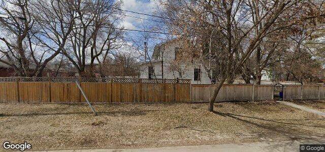 Larawan ng 300 St George Road sa Winnipeg, Manitoba