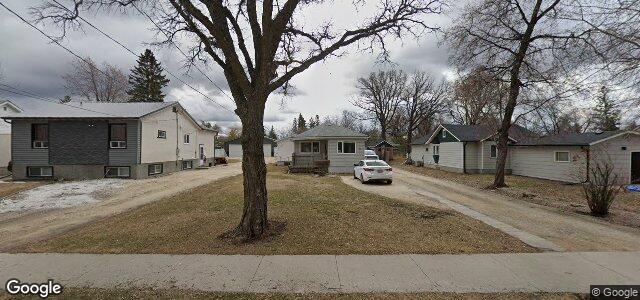 Larawan ng 32 Sadler Avenue sa Winnipeg, Manitoba