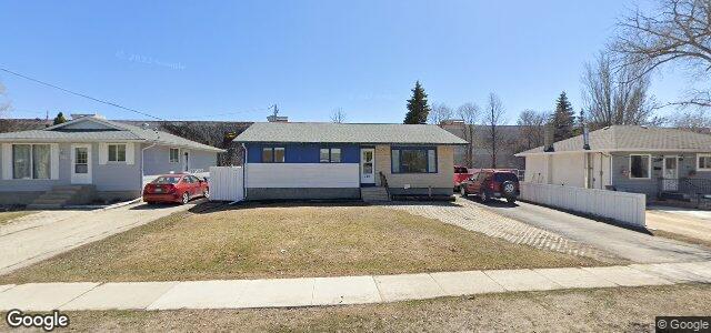 Larawan ng 320 Beliveau Road sa Winnipeg, Manitoba