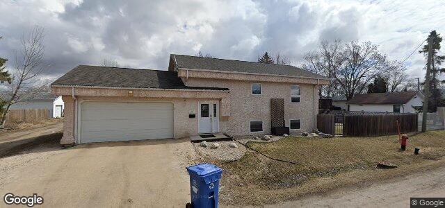 Photo of 343 St George Road in Winnipeg, Manitoba