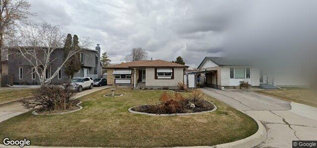 Larawan ng 387 St George Road sa Winnipeg, Manitoba