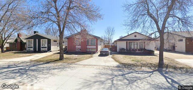 Larawan ng 42 Beechtree Crescent sa Winnipeg, Manitoba