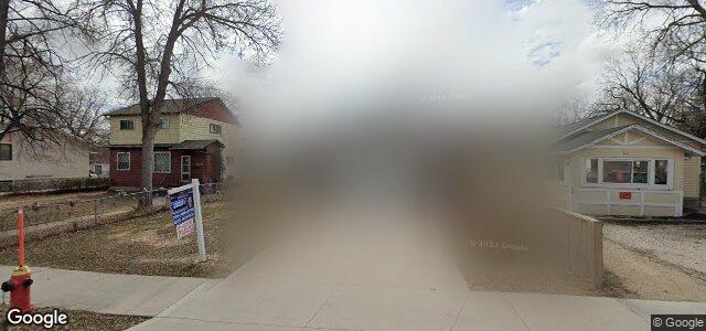 Larawan ng 50 Berrydale Avenue sa Winnipeg, Manitoba