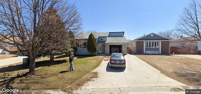 Larawan ng 70 Beechtree Crescent sa Winnipeg, Manitoba