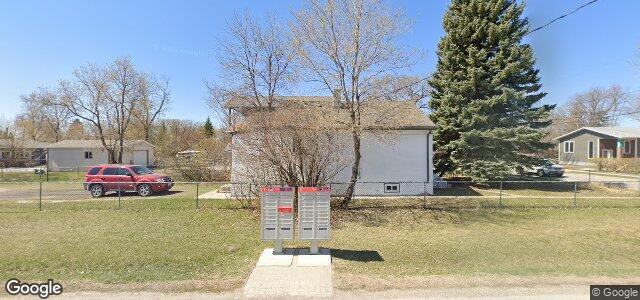 Larawan ng 72 Sadler Avenue sa Winnipeg, Manitoba