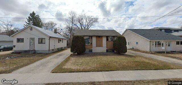 Larawan ng 86 Berrydale Avenue sa Winnipeg, Manitoba